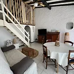Charmante Maison Familiale Avec Terrasse Et Garage - Proche - Fr-1-619-149 * Fleury (Aude)