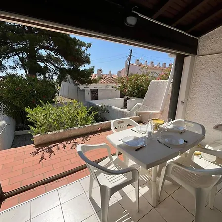 Charmante Maison Familiale Avec Terrasse Et Garage - Proche - Fr-1-619-149 *