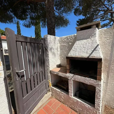 Semesterbostad Charmante Maison Familiale Avec Terrasse Et Garage - Proche - Fr-1-619-149 *