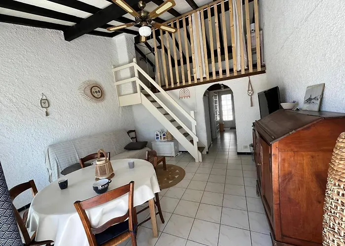 Charmante Maison Familiale Avec Terrasse Et Garage - Proche - Fr-1-619-149 בית נופש