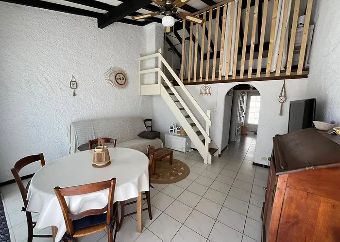 Charmante Maison Familiale Avec Terrasse Et Garage - Proche - Fr-1-619-149 פלורי