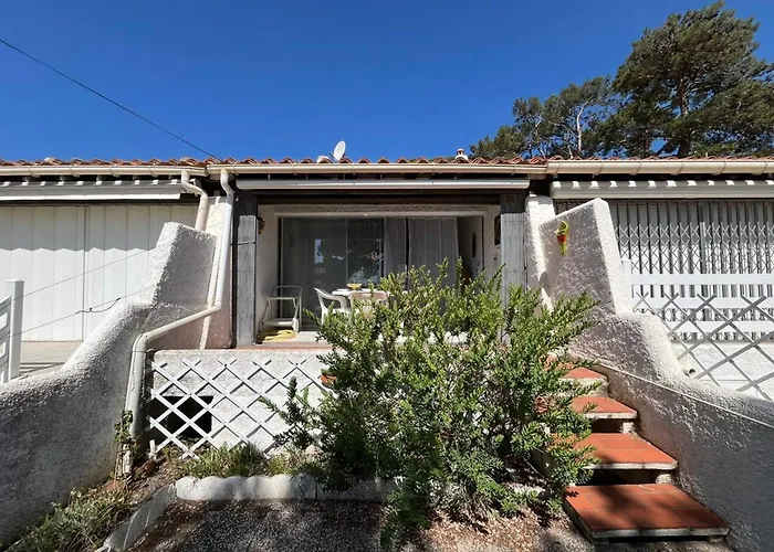 Charmante Maison Familiale Avec Terrasse Et Garage - Proche - Fr-1-619-149