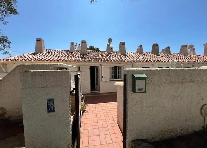 Charmante Maison Familiale Avec Terrasse Et Garage - Proche - Fr-1-619-149
